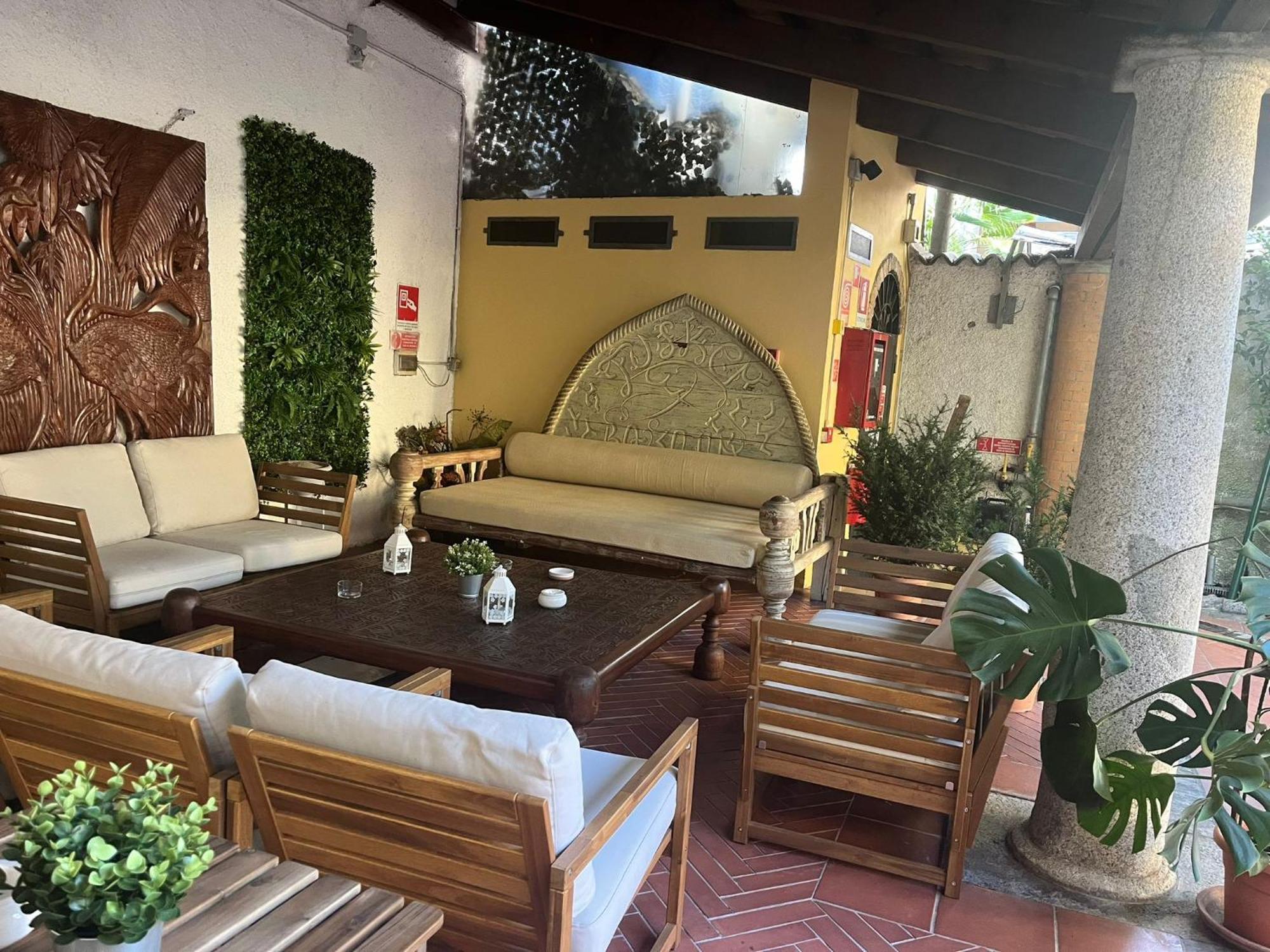 Monolocale Beatrice Abbadesse Guest House Milán Exterior foto